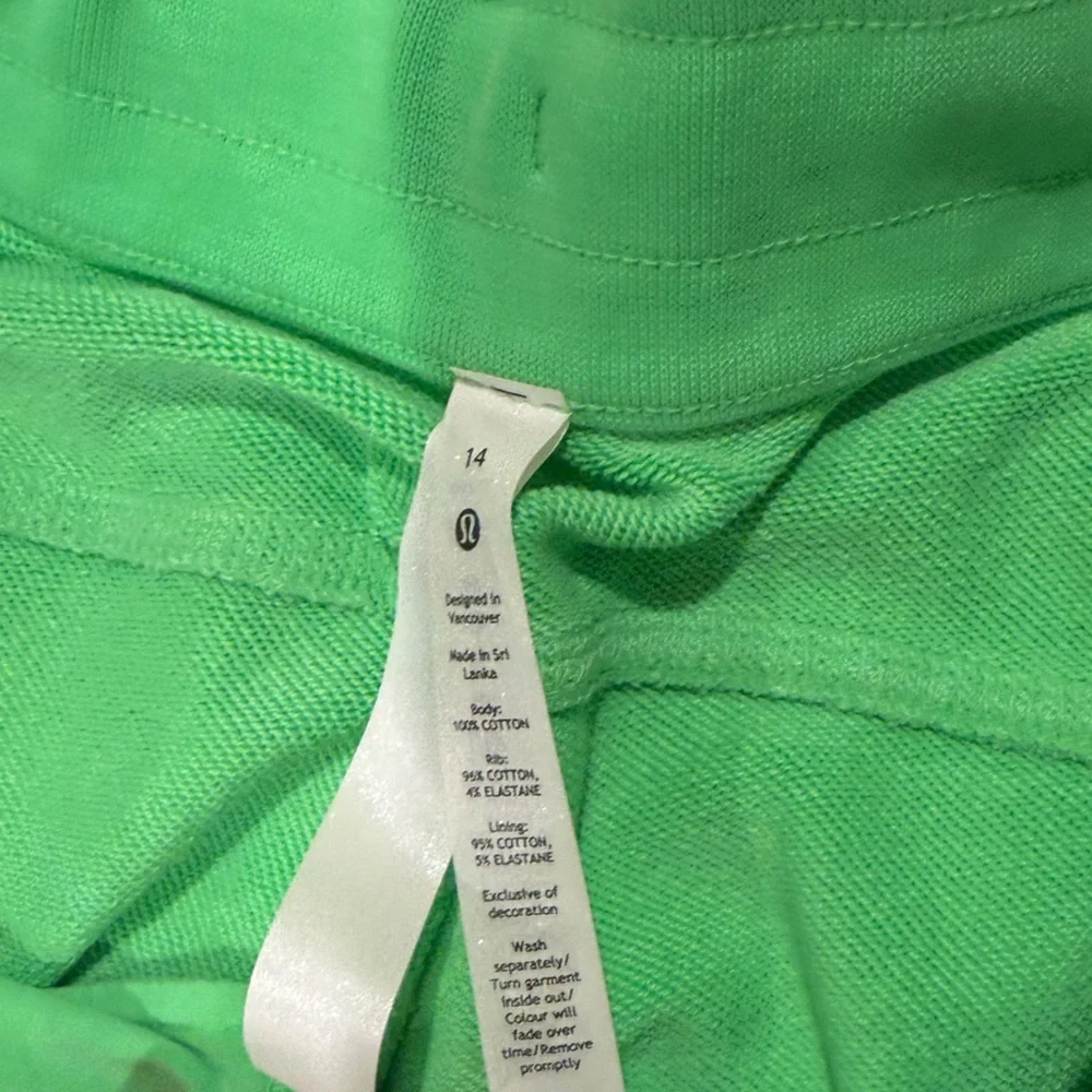 lululemon athletica Green Joggers - Picture 4 of 4